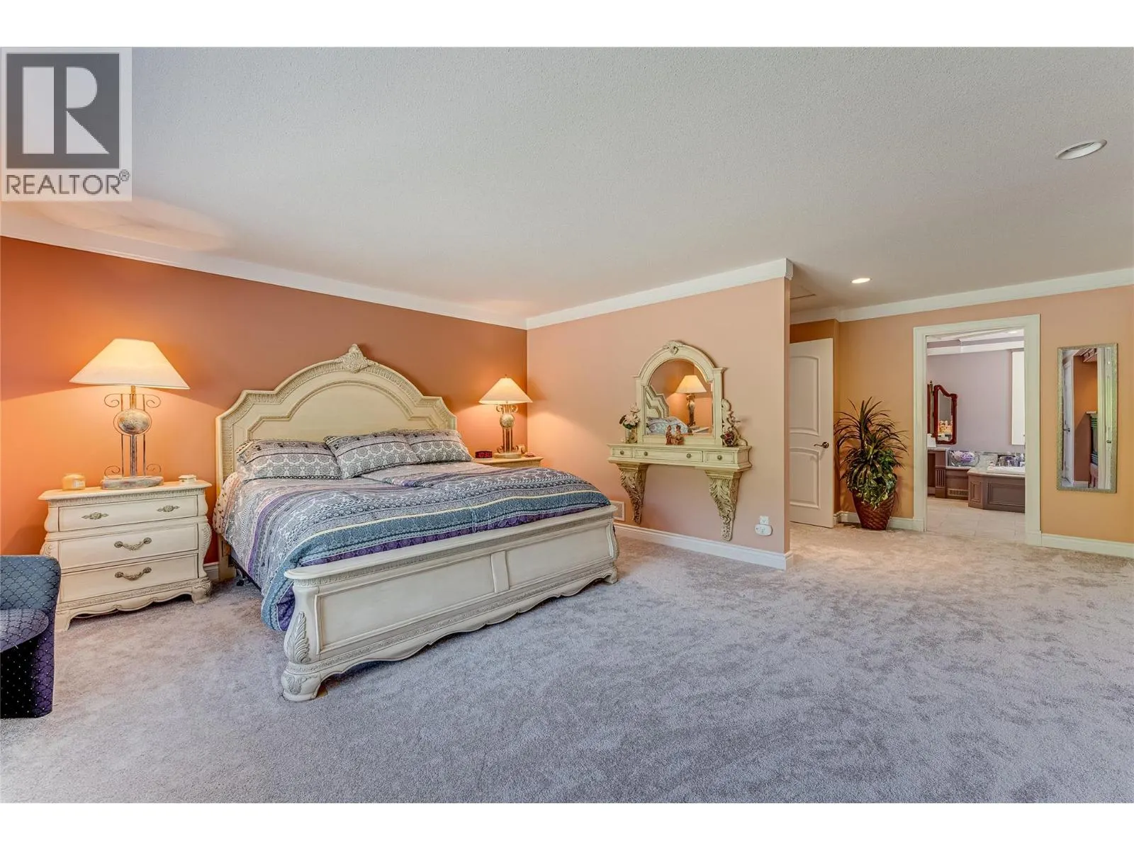 39 Ladyslipper Road