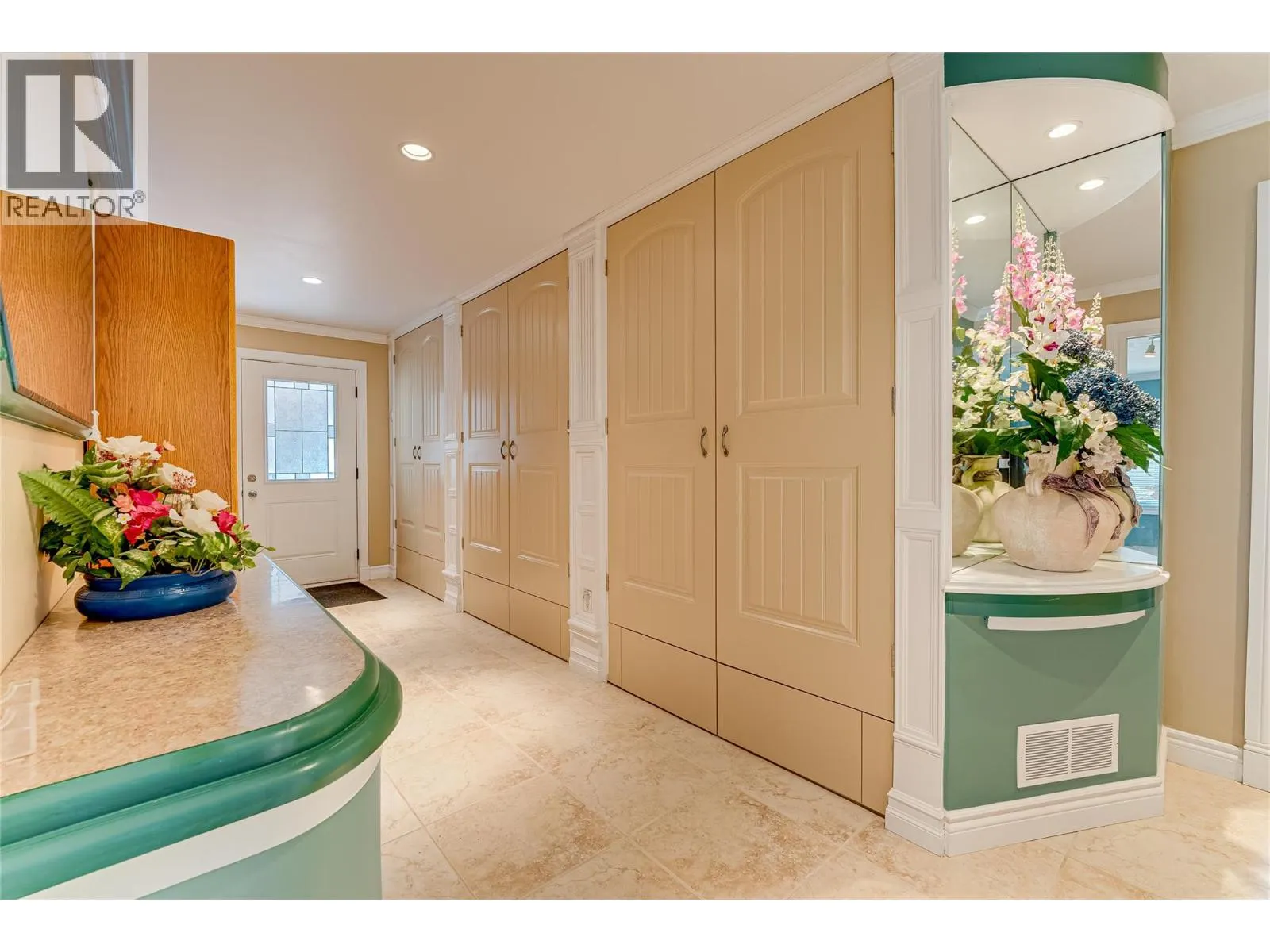 39 Ladyslipper Road