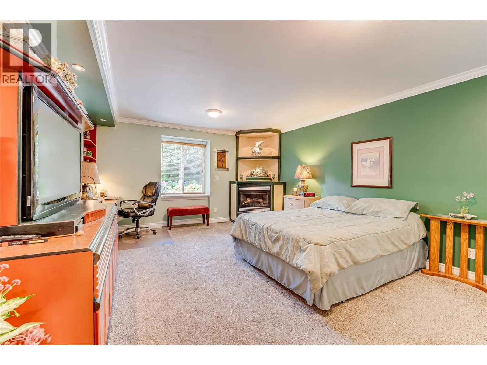 39 Ladyslipper Road
