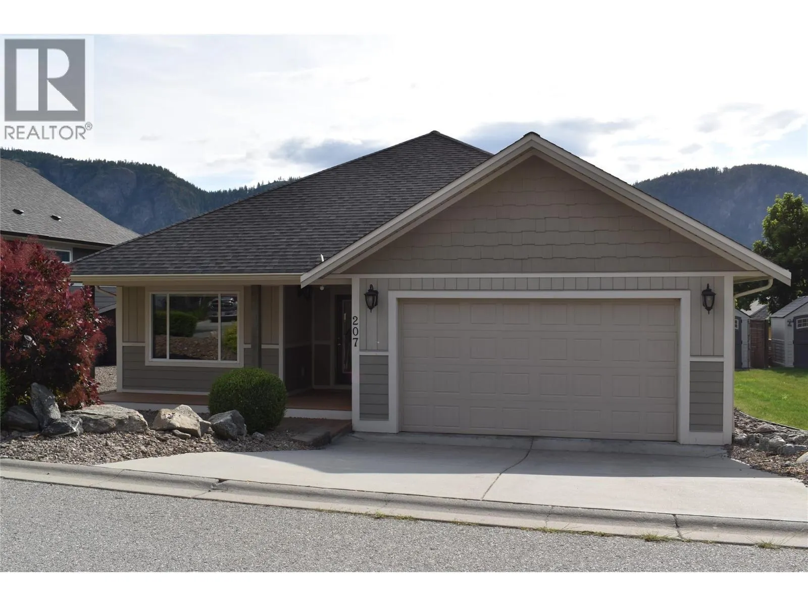 4400 McLean Creek Road Unit# 207