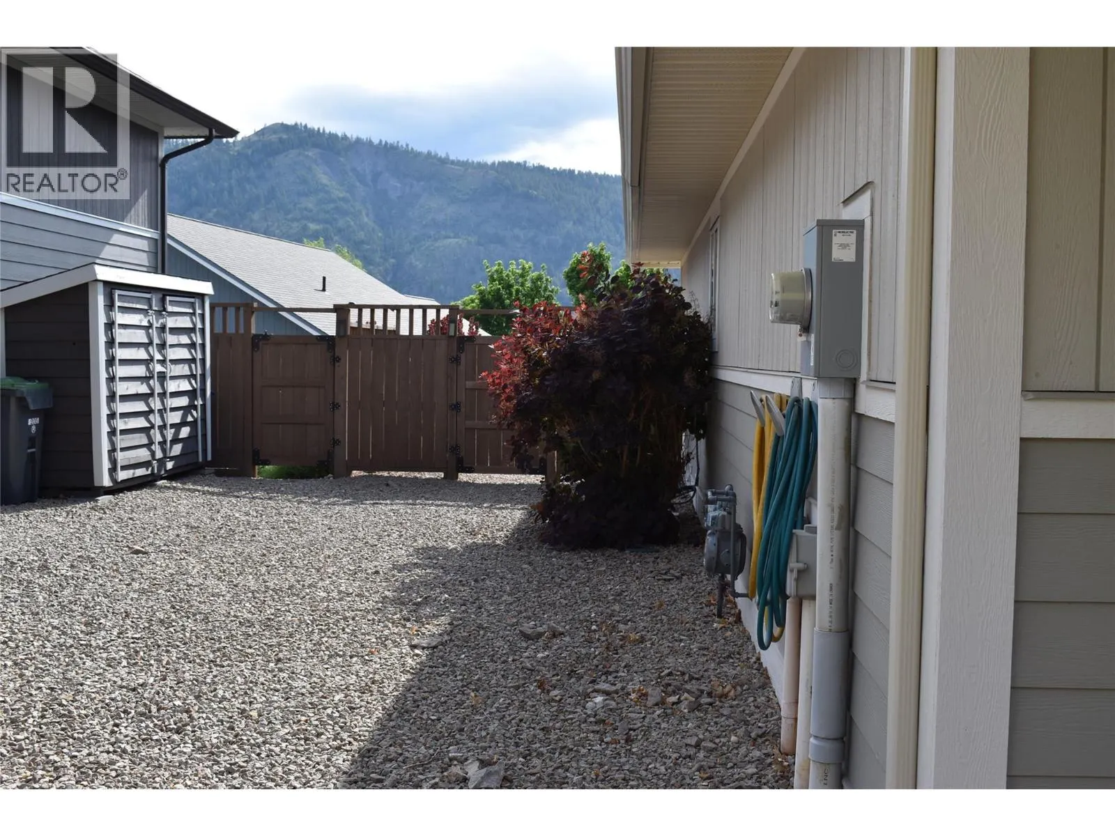 4400 McLean Creek Road Unit# 207