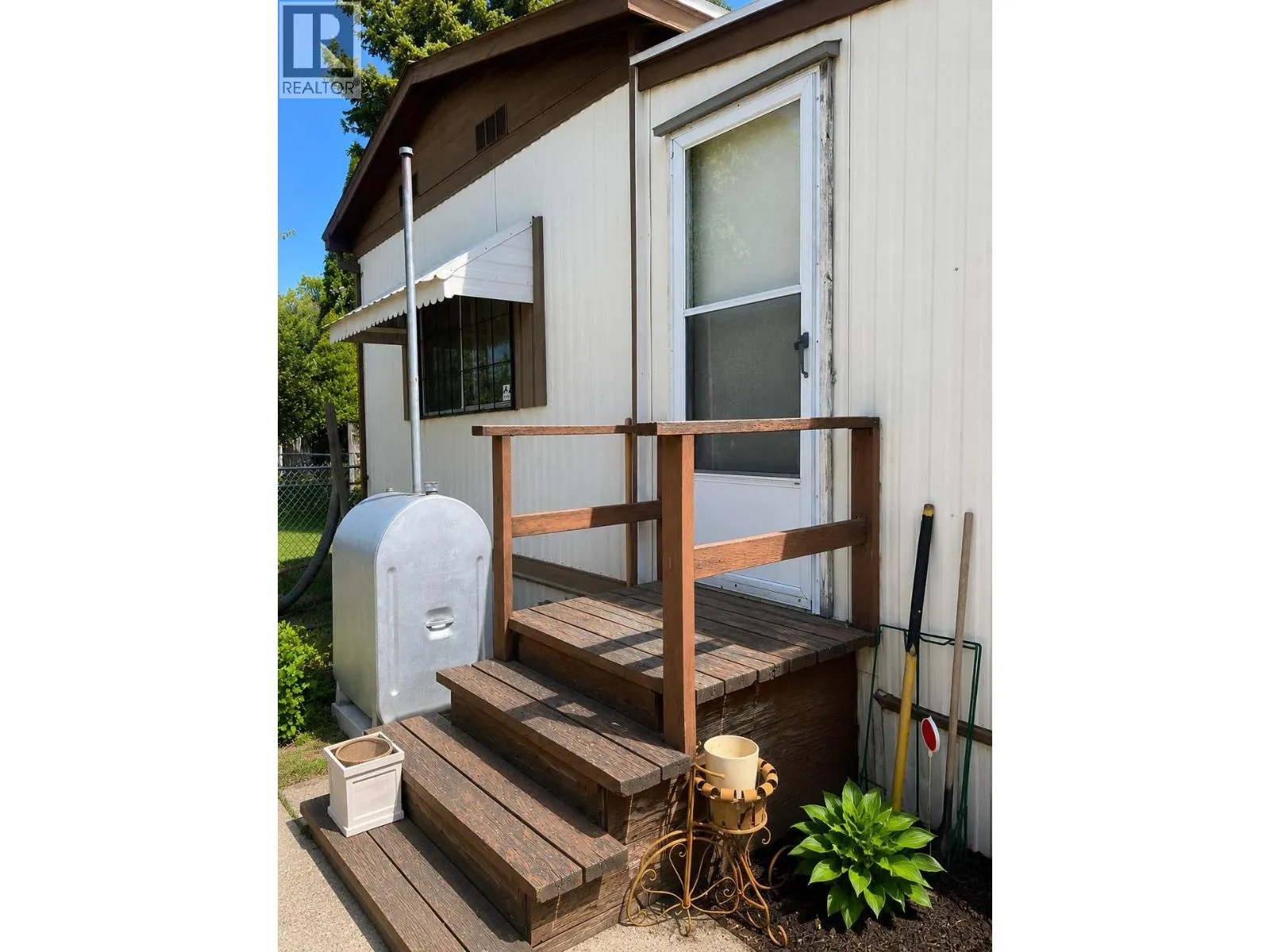 3745 Lakeshore Road Unit# 110