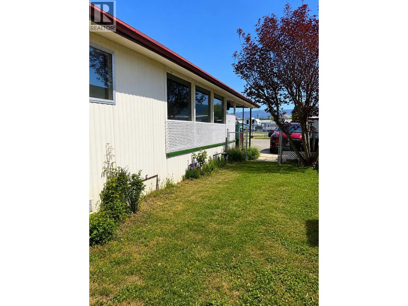3745 Lakeshore Road Unit# 110