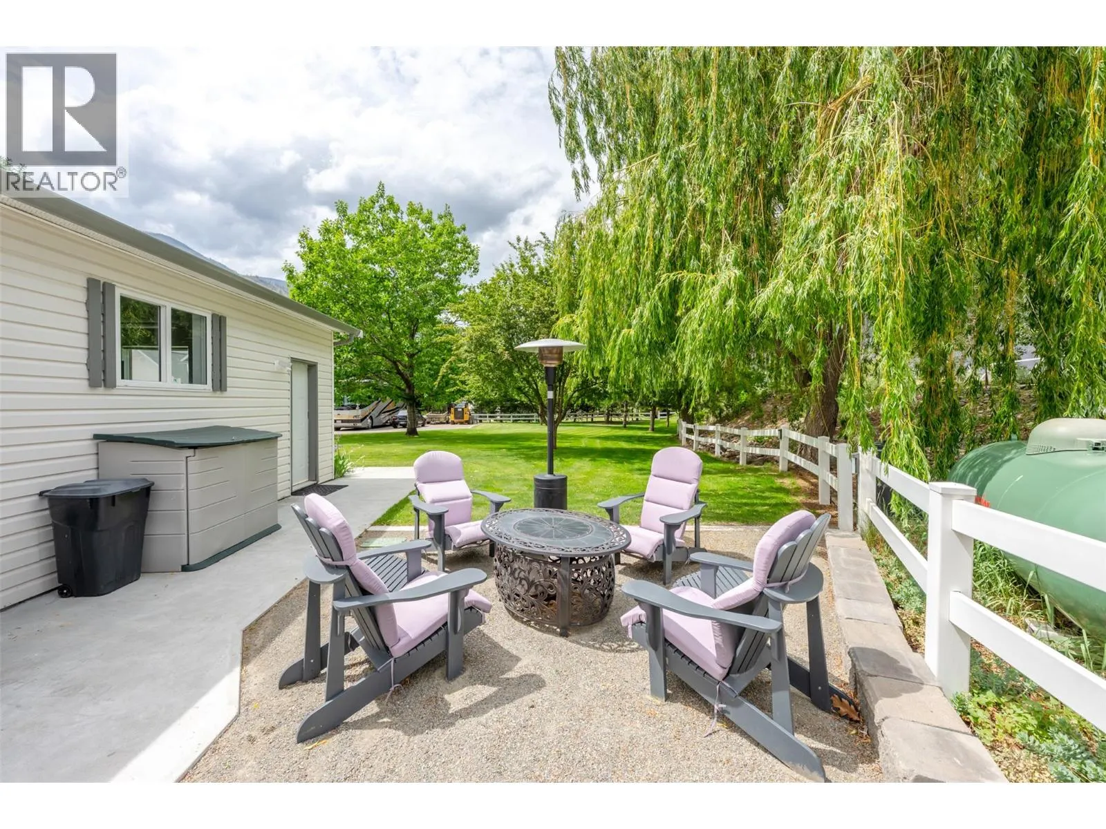 2900 River Road