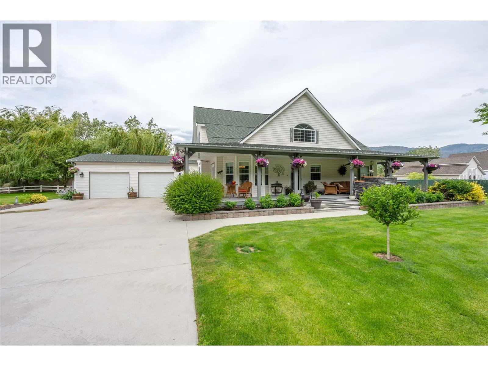 2900 River Road