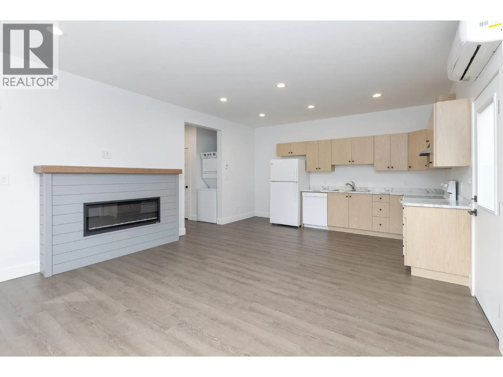 1441 20 Avenue SE Unit# 4