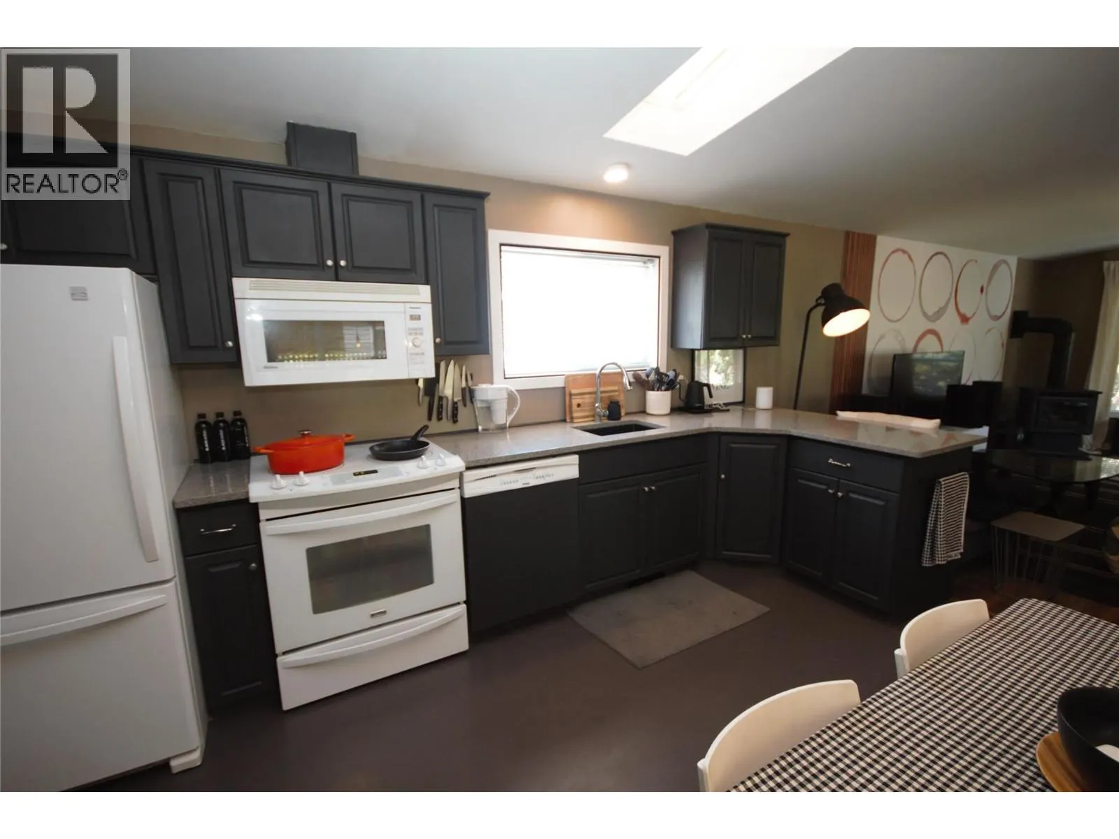 8598 Highway 97 Unit# 40