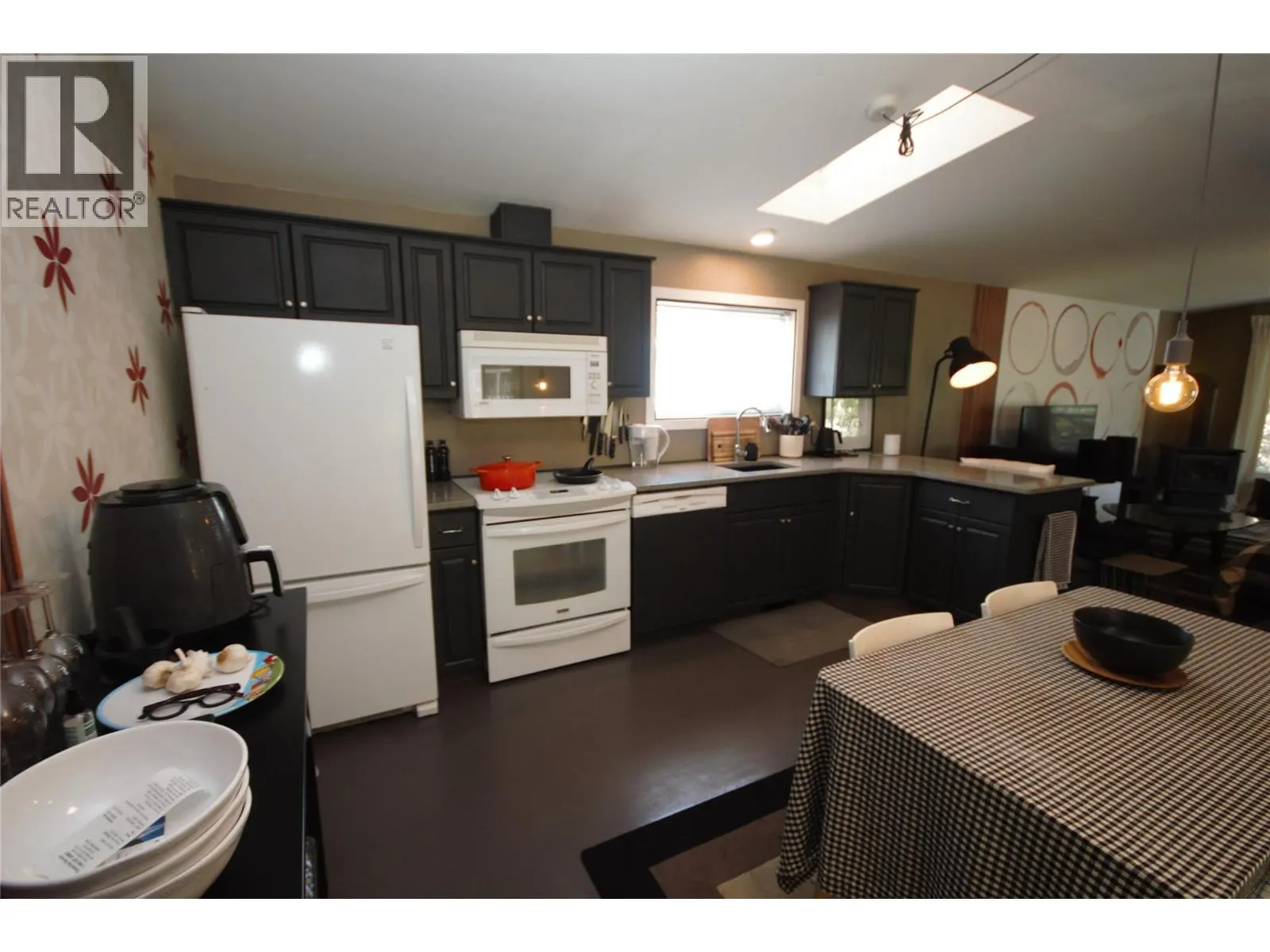 8598 Highway 97 Unit# 40