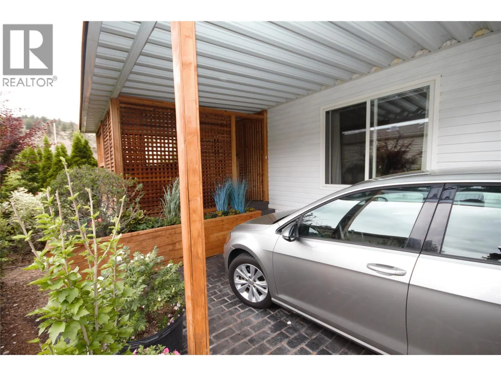 8598 Highway 97 Unit# 40