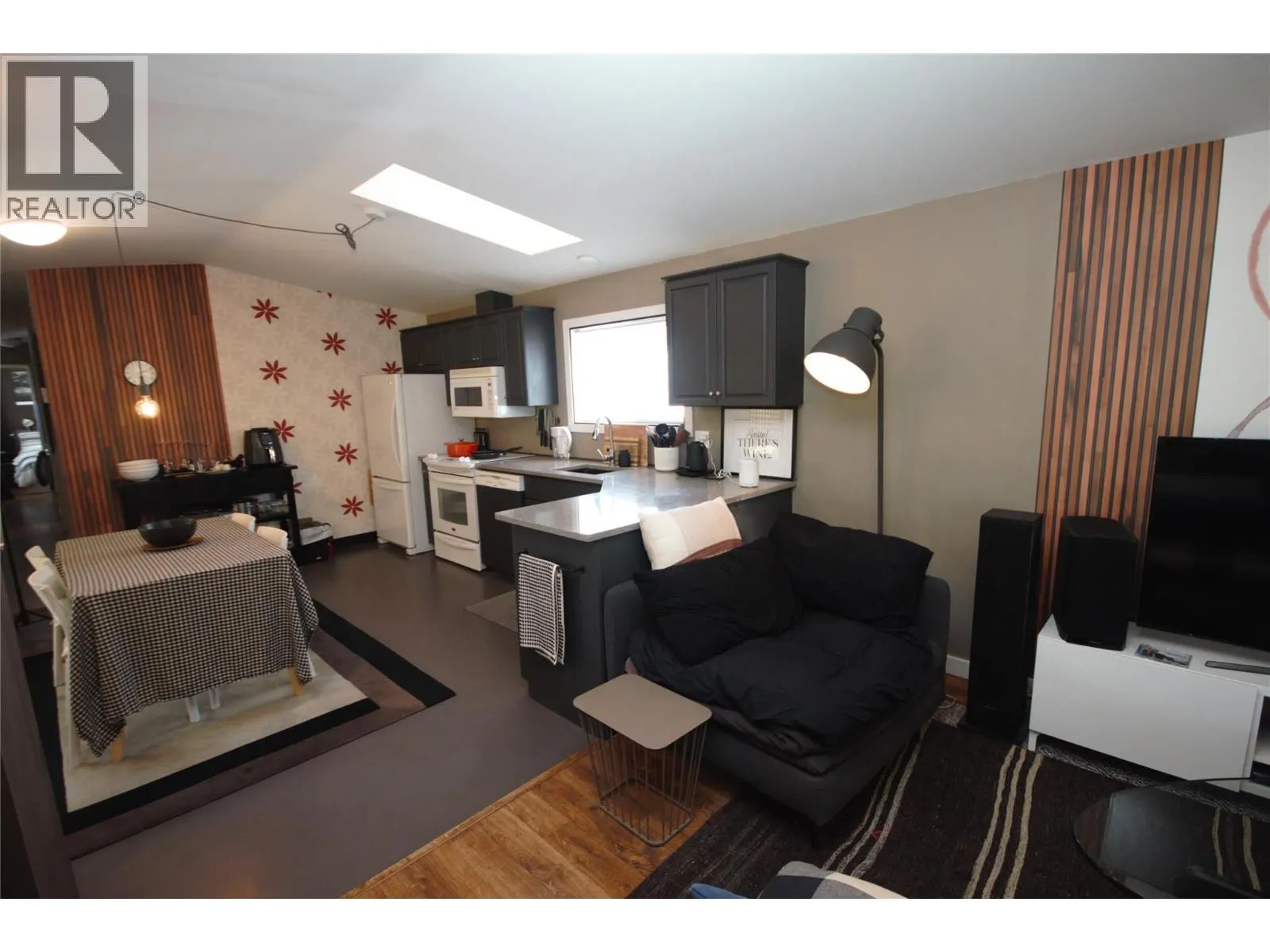 8598 Highway 97 Unit# 40