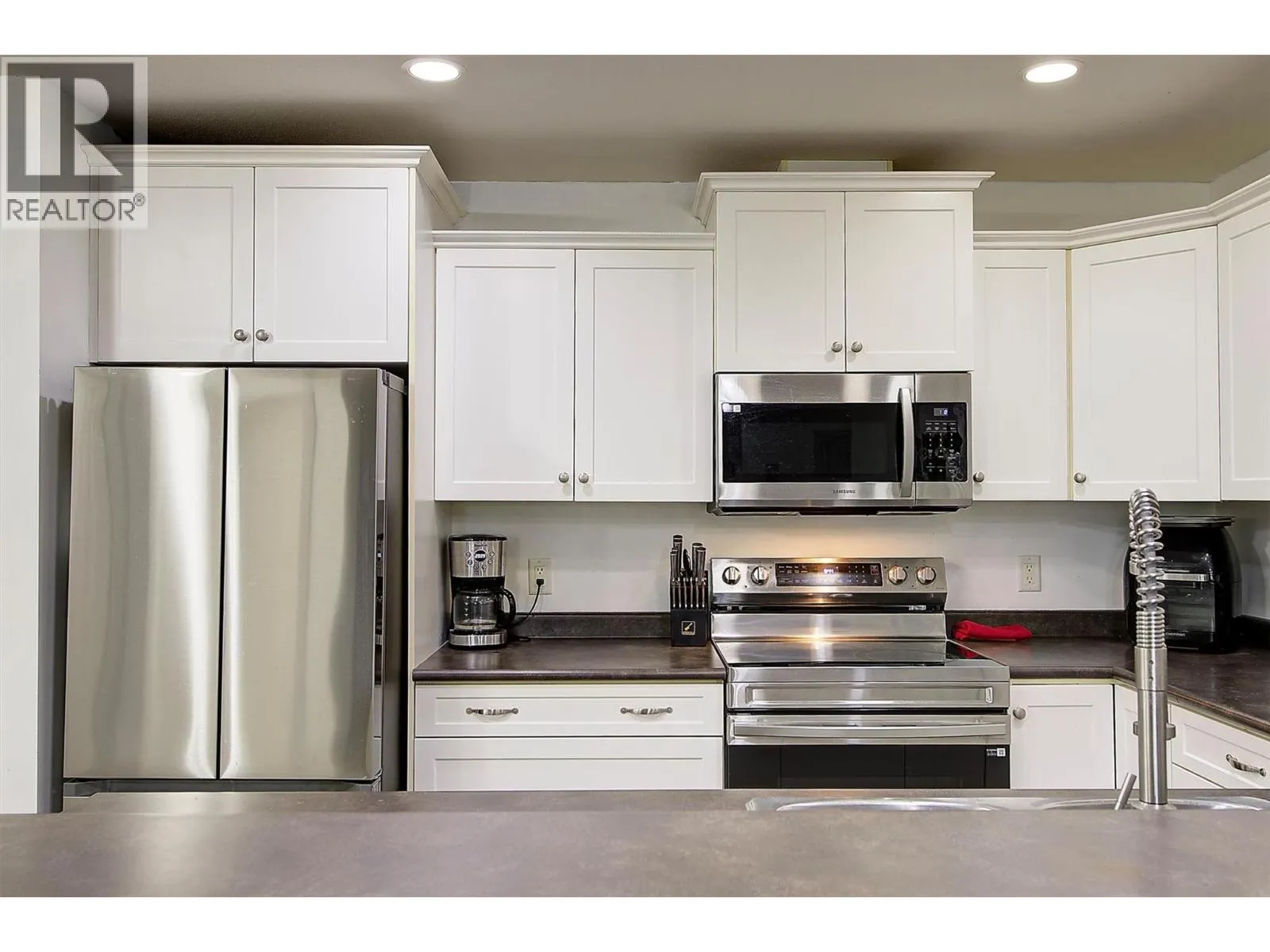 345 Mills Road Unit# 305