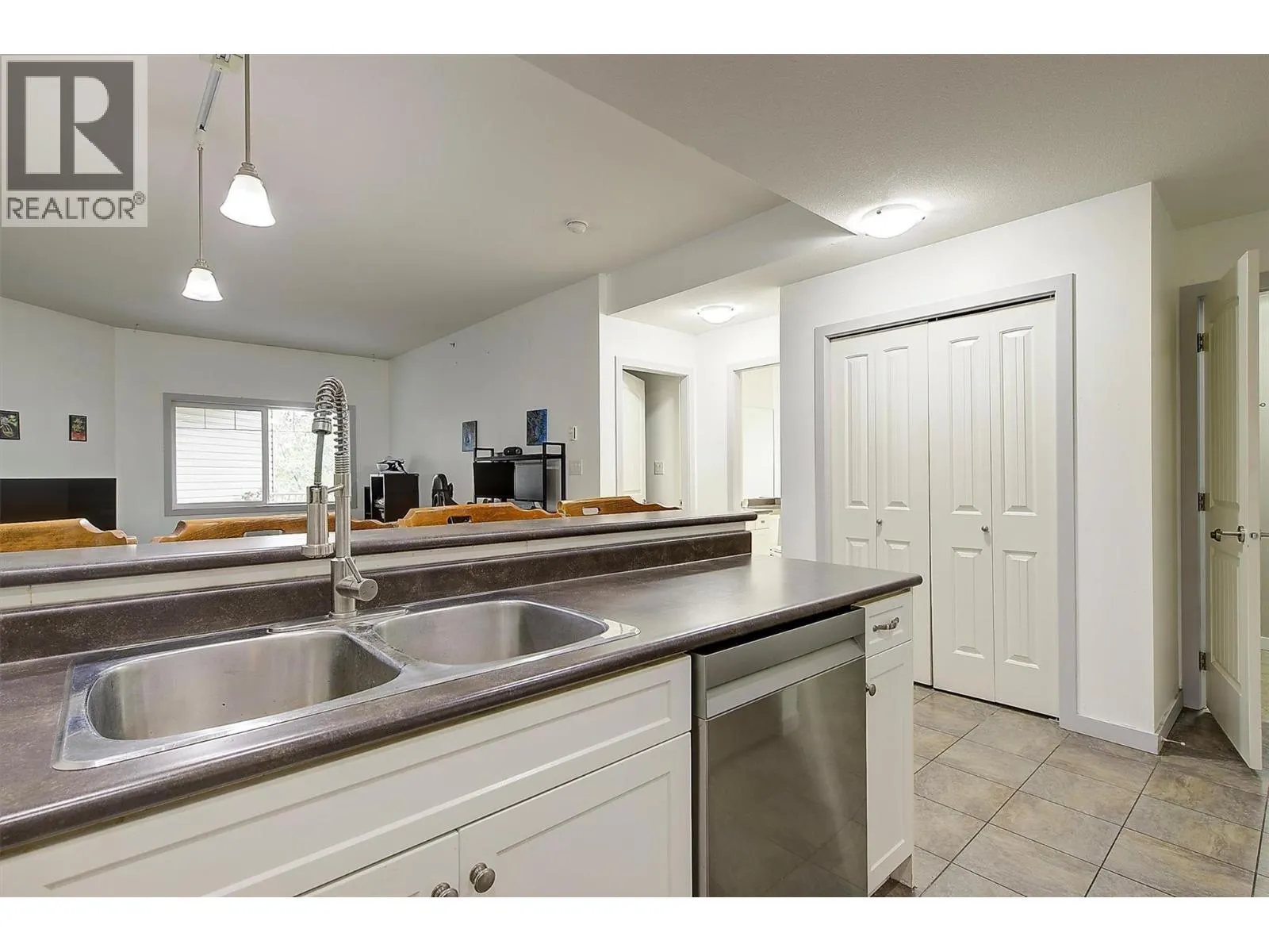 345 Mills Road Unit# 305