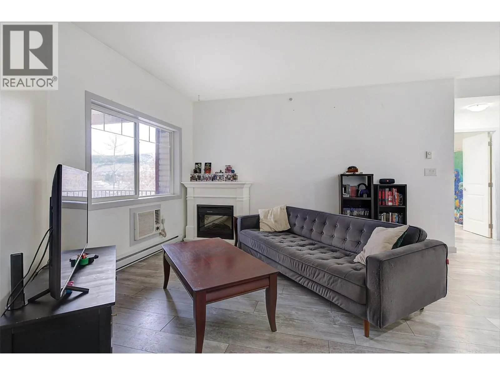 345 Mills Road Unit# 305