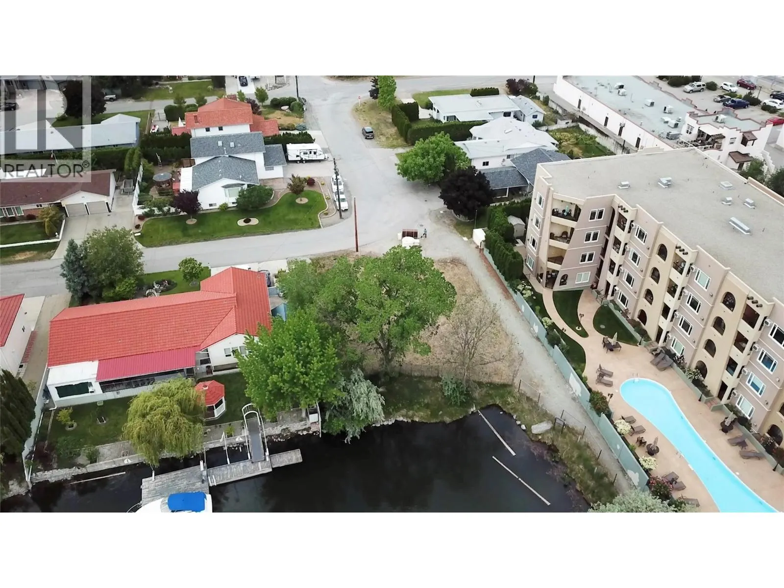 36 HARBOUR KEY Drive