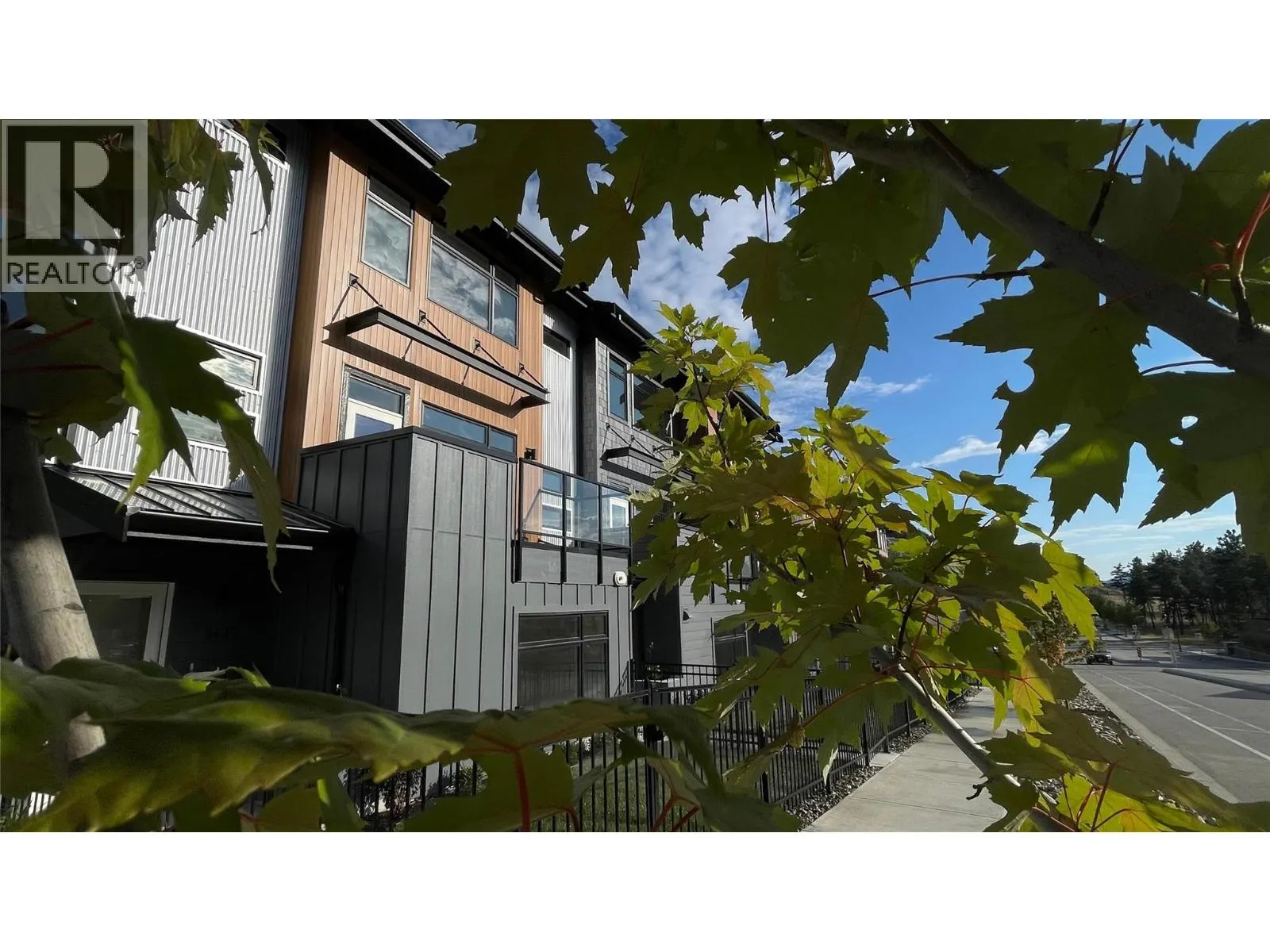 3425 Hilltown Drive Unit# 5