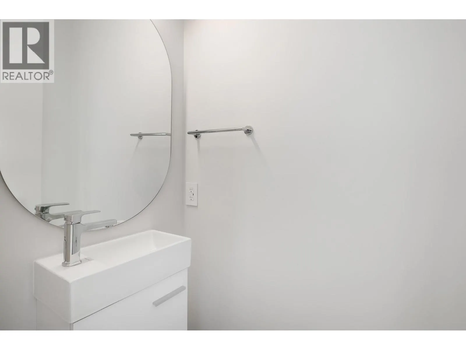 3425 Hilltown Drive Unit# 5