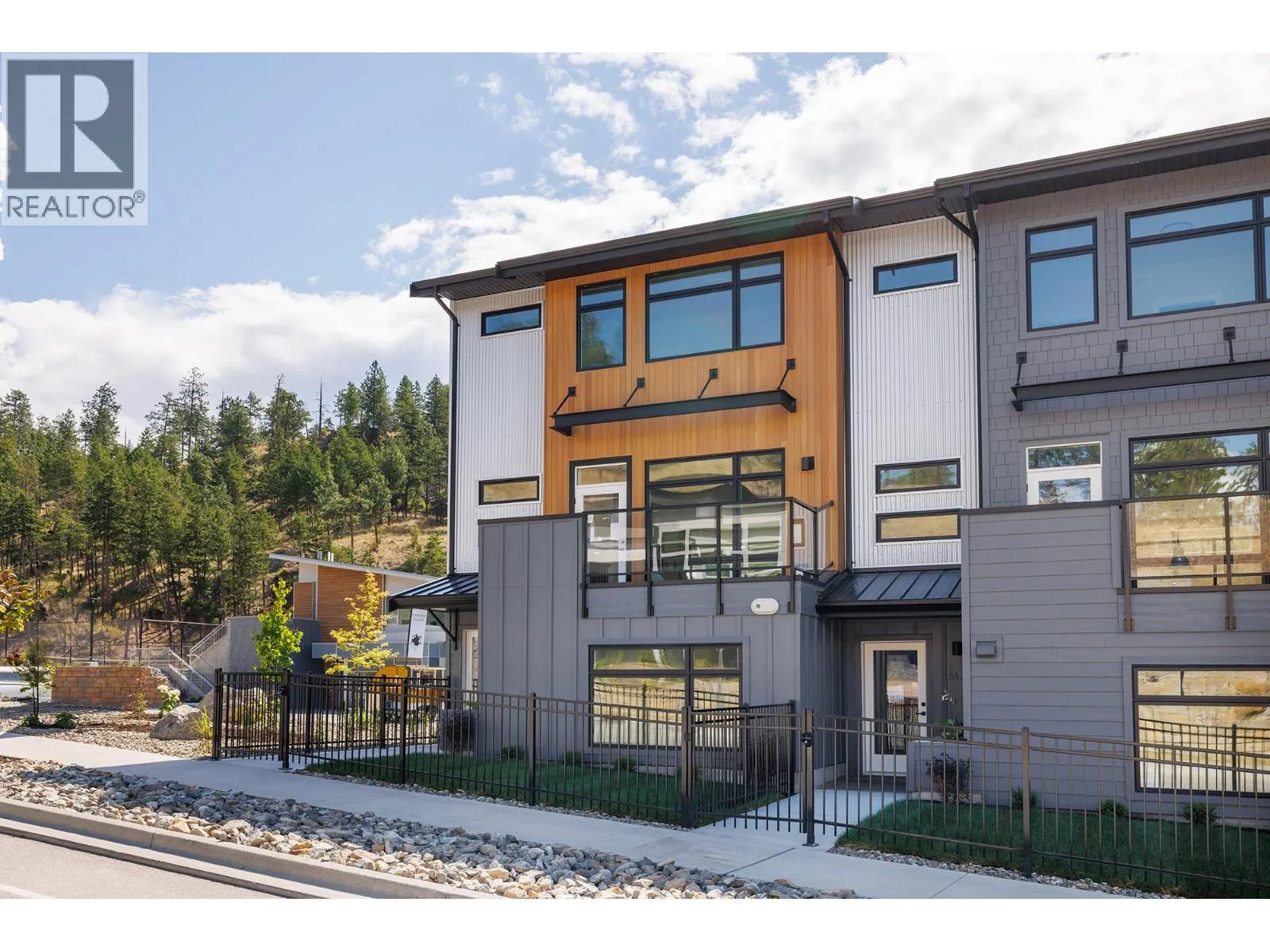 3425 Hilltown Drive Unit# 4