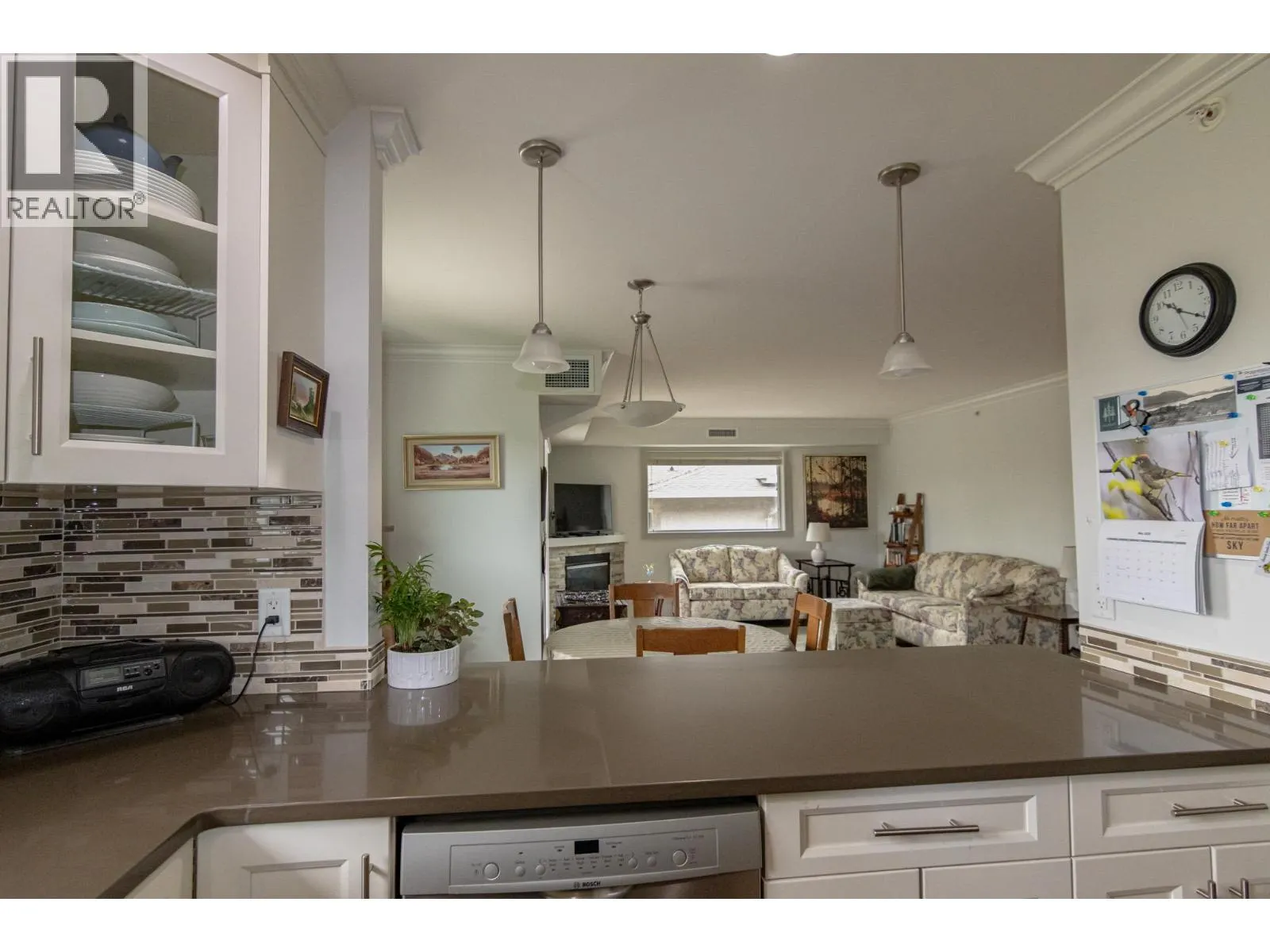 330 4 Avenue SE Unit# 402 Lot# 330