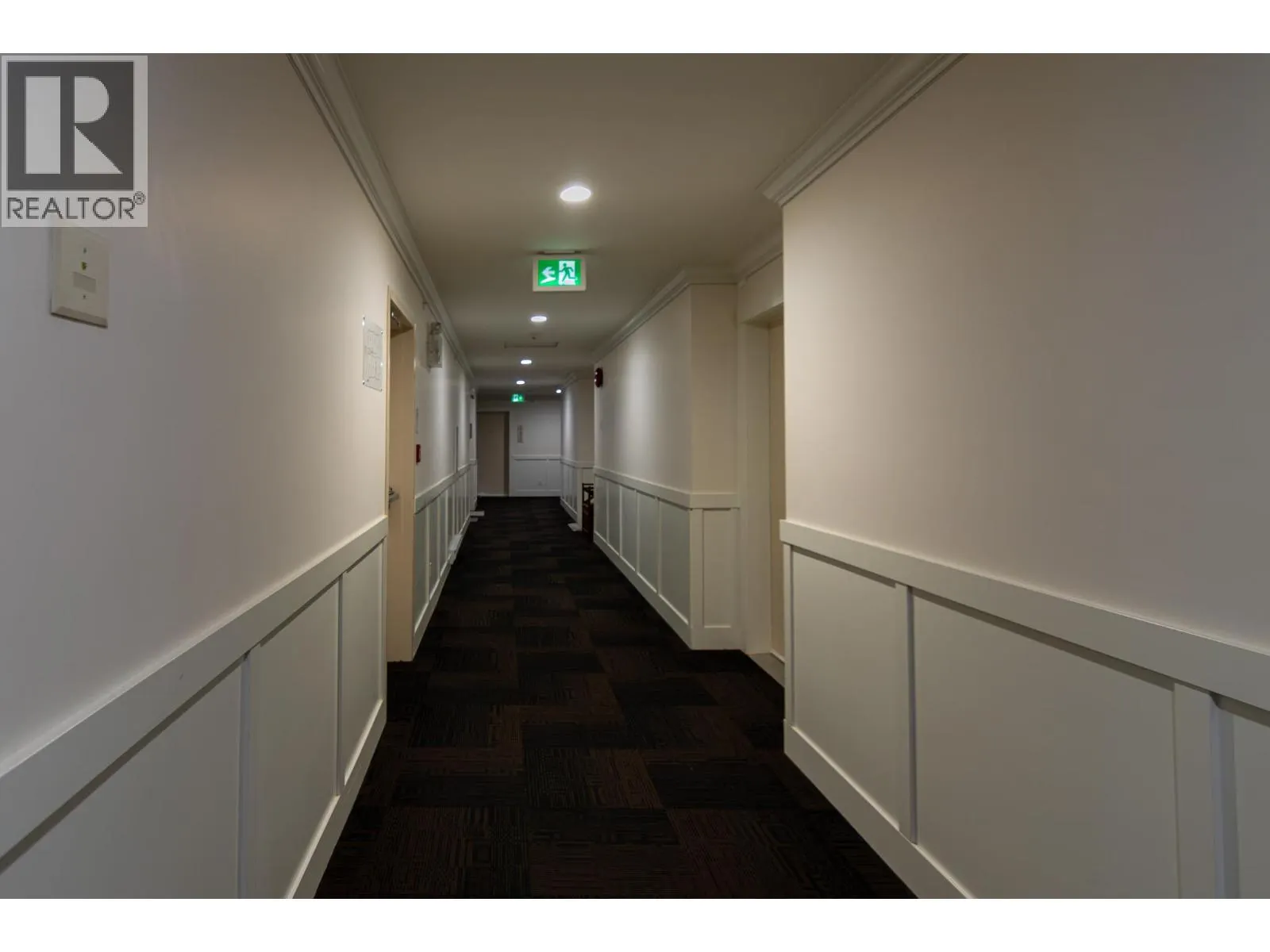 330 4 Avenue SE Unit# 402 Lot# 330