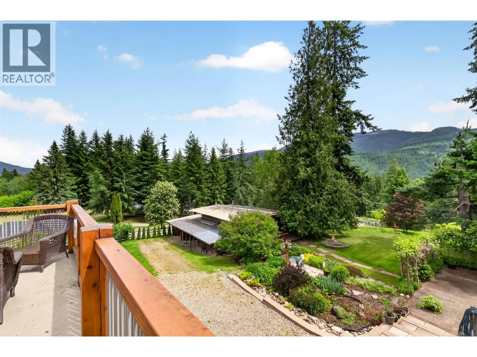 2030 Solsqua-Sicamous Road