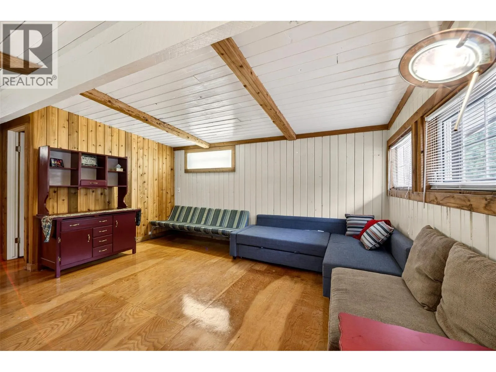 2030 Solsqua-Sicamous Road