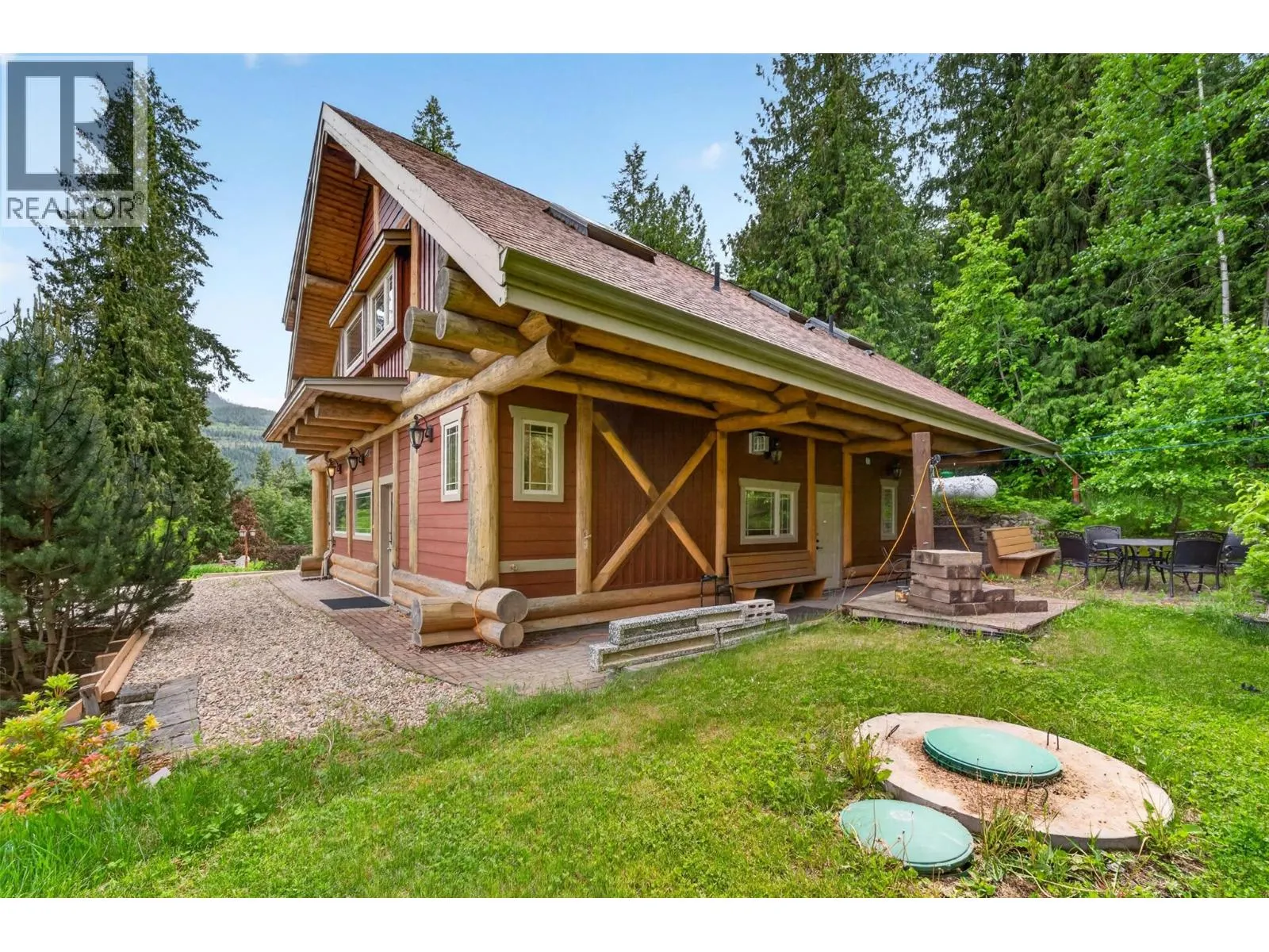 2030 Solsqua-Sicamous Road