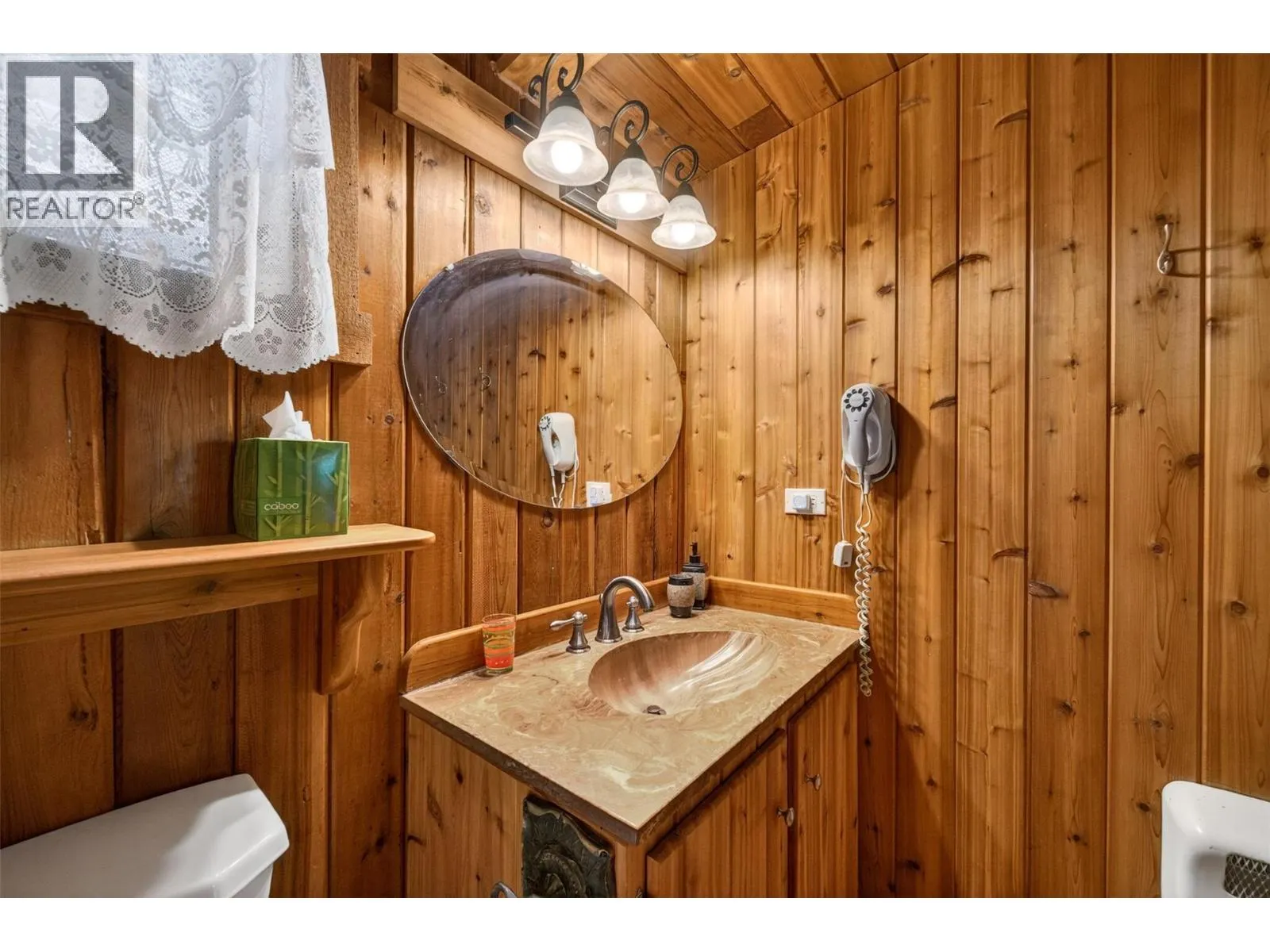 2030 Solsqua-Sicamous Road
