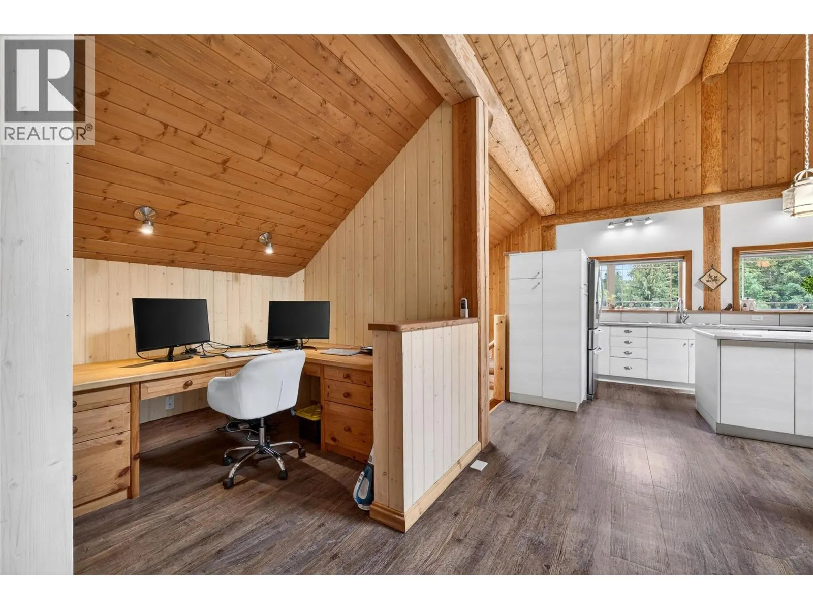 2030 Solsqua-Sicamous Road