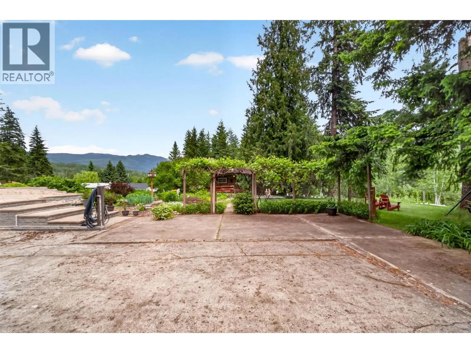 2030 Solsqua-Sicamous Road