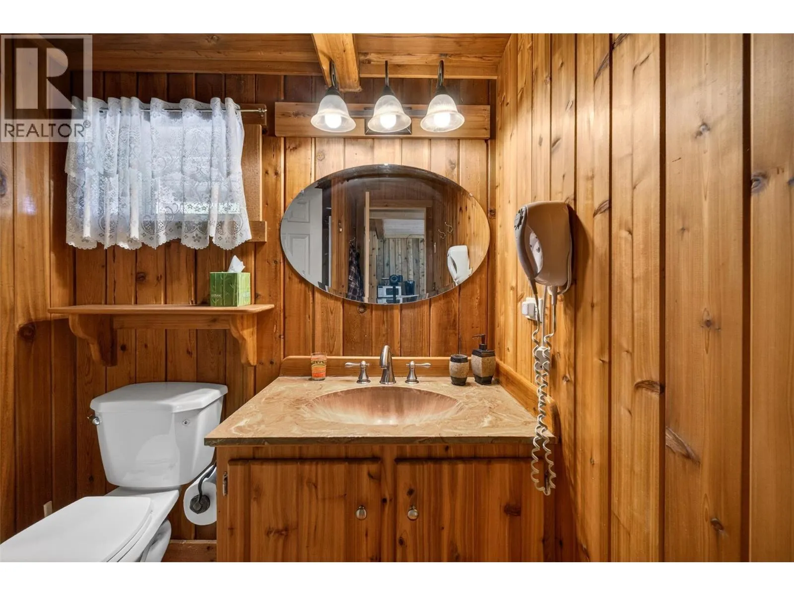 2030 Solsqua-Sicamous Road