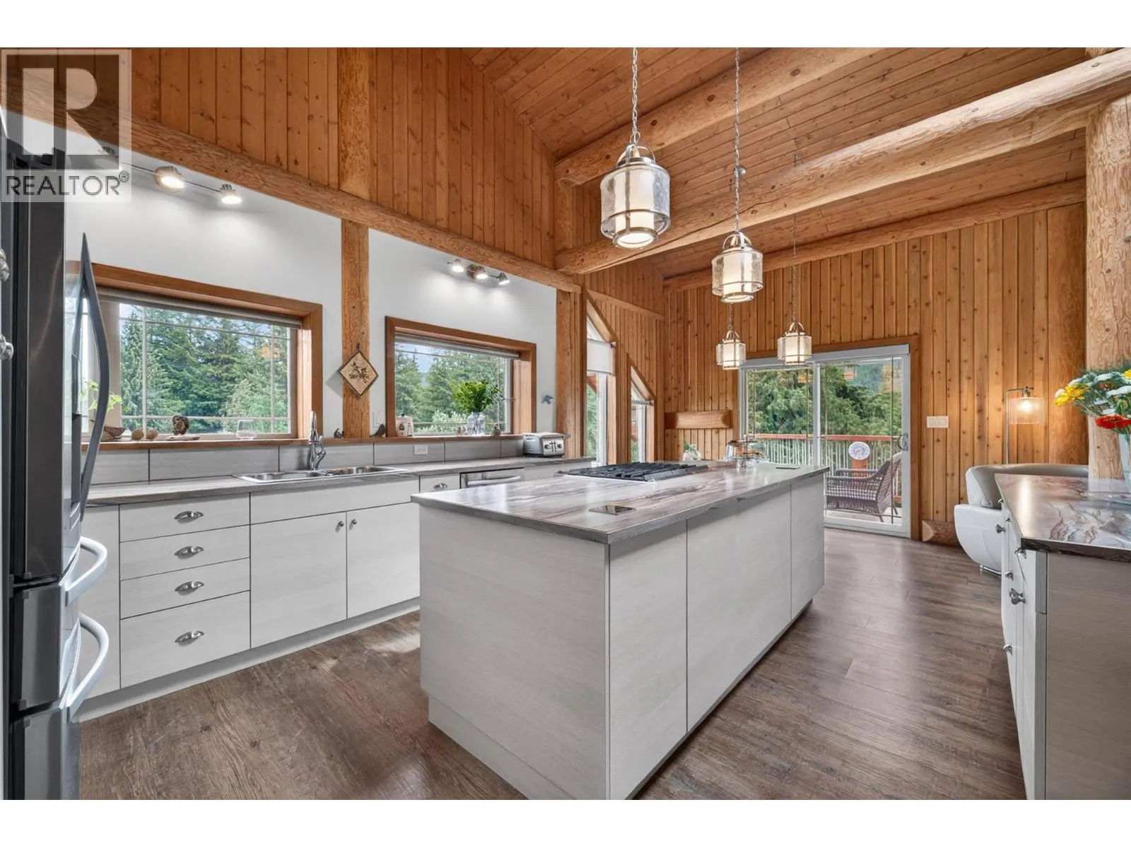 2030 Solsqua-Sicamous Road