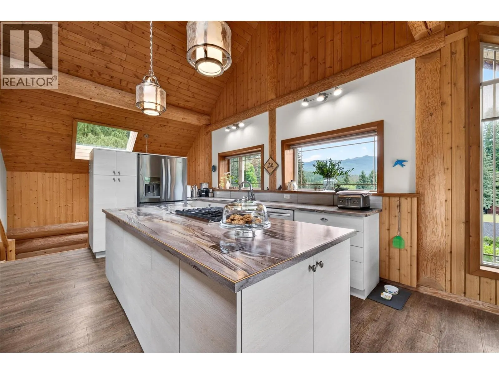 2030 Solsqua-Sicamous Road
