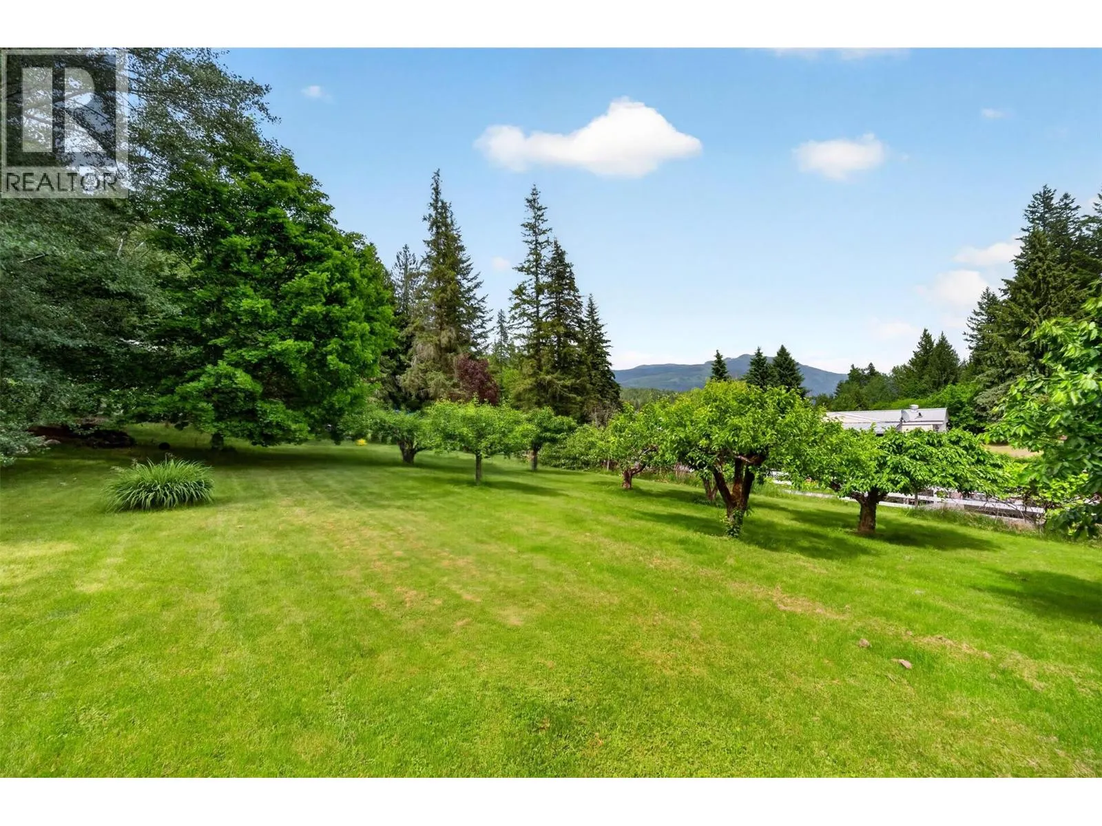 2030 Solsqua-Sicamous Road