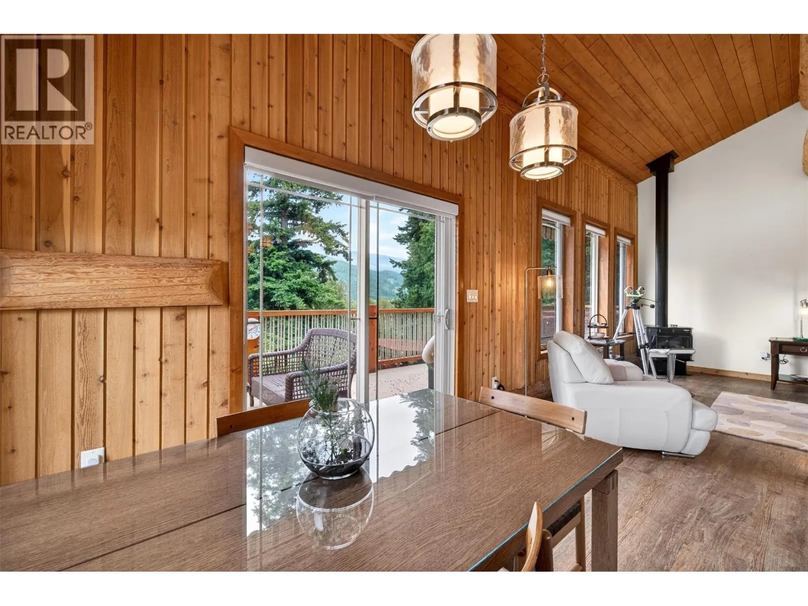 2030 Solsqua-Sicamous Road