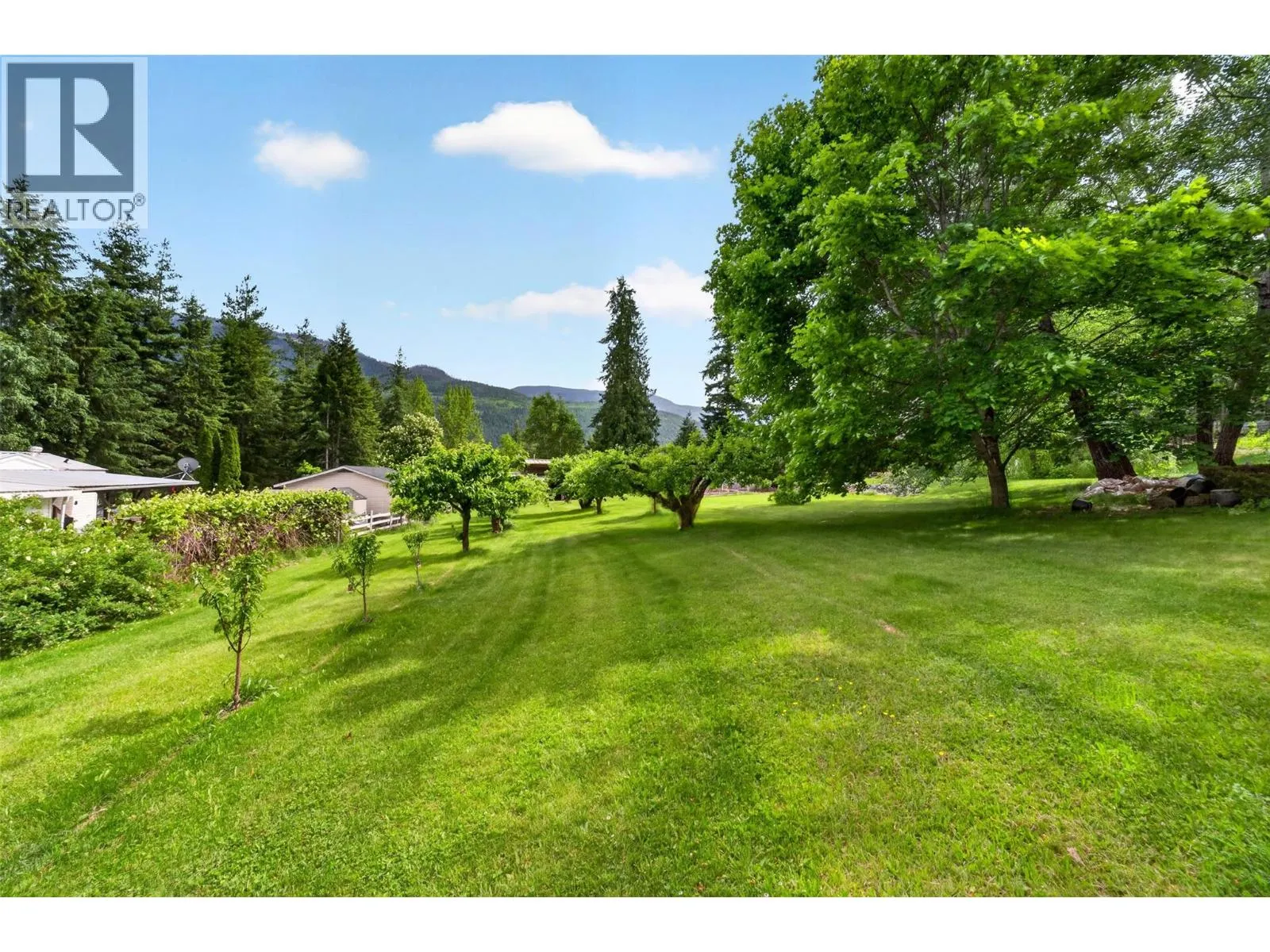 2030 Solsqua-Sicamous Road