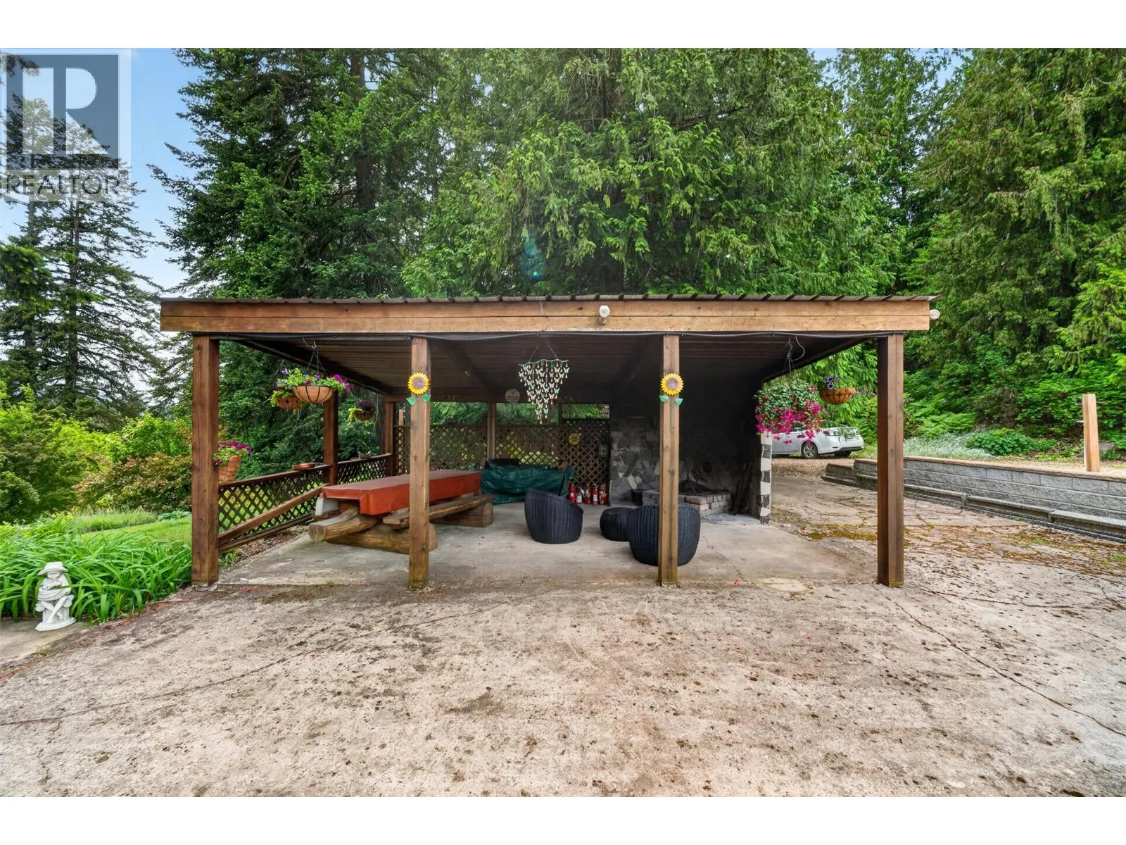 2030 Solsqua-Sicamous Road