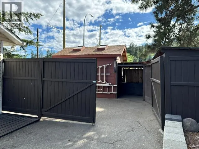 3037 Country Hills Lane