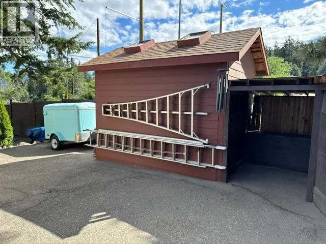 3037 Country Hills Lane