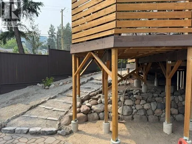 3037 Country Hills Lane