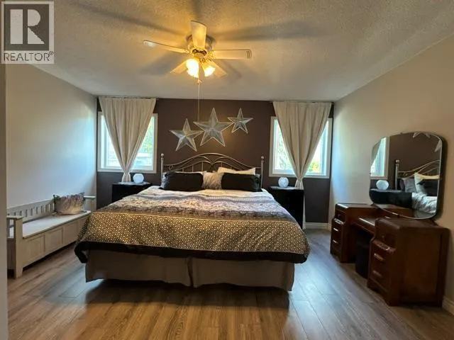 3037 Country Hills Lane