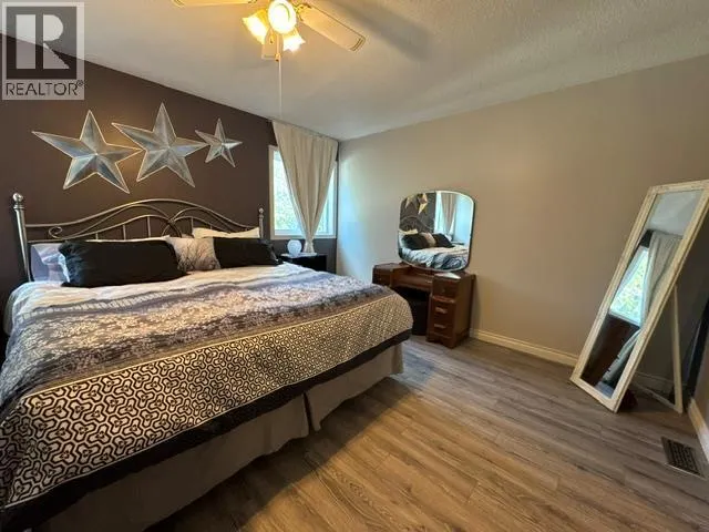 3037 Country Hills Lane