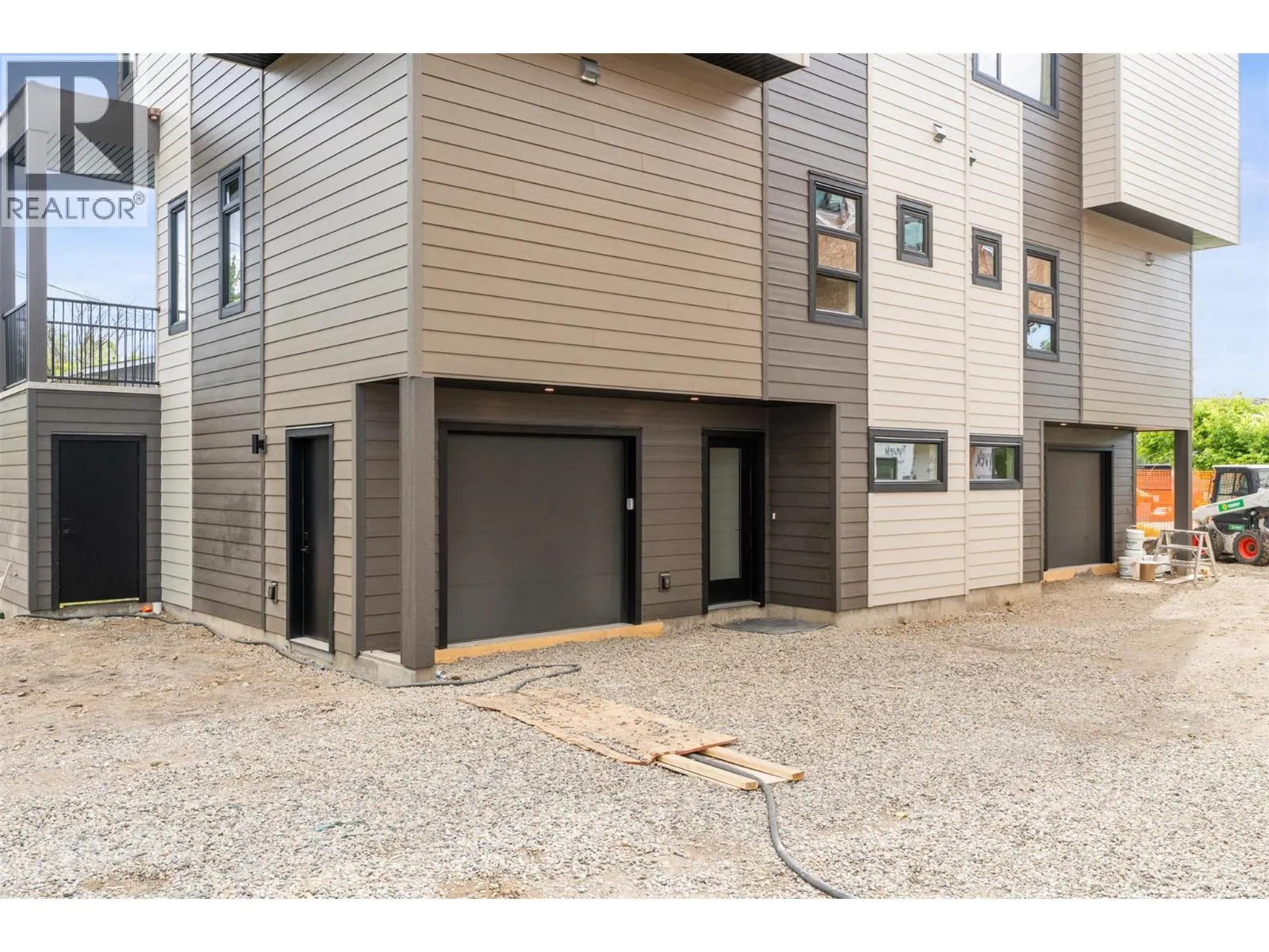4200 30 Street Unit# 1 Lot# 5
