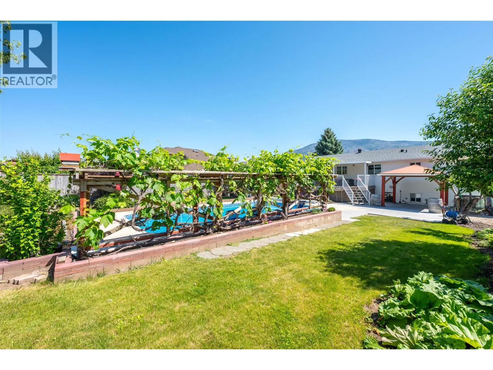 6622 Mountainview Drive