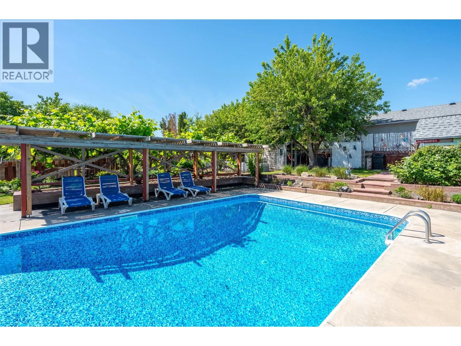 6622 Mountainview Drive