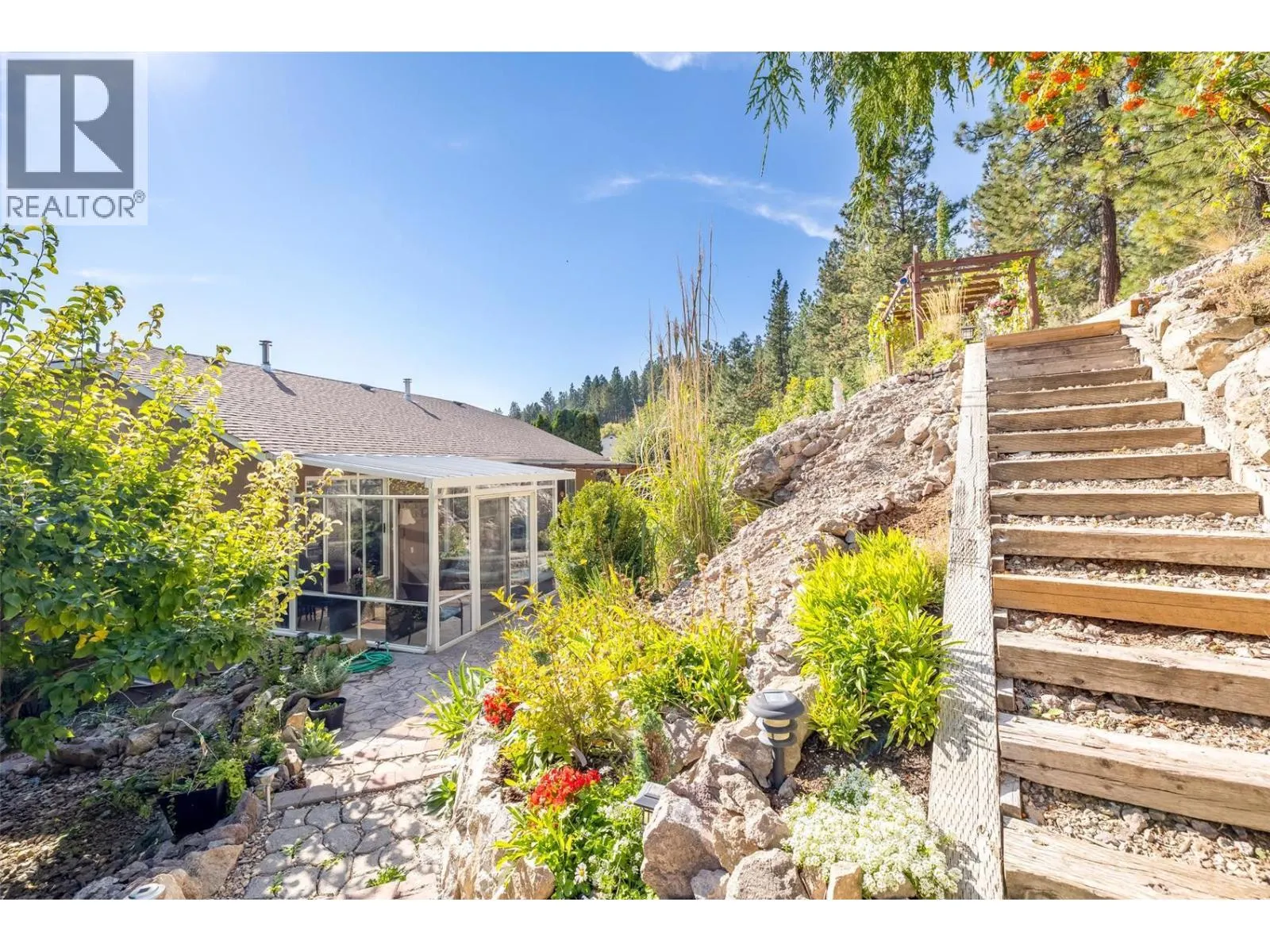 1056 Caledonia Way