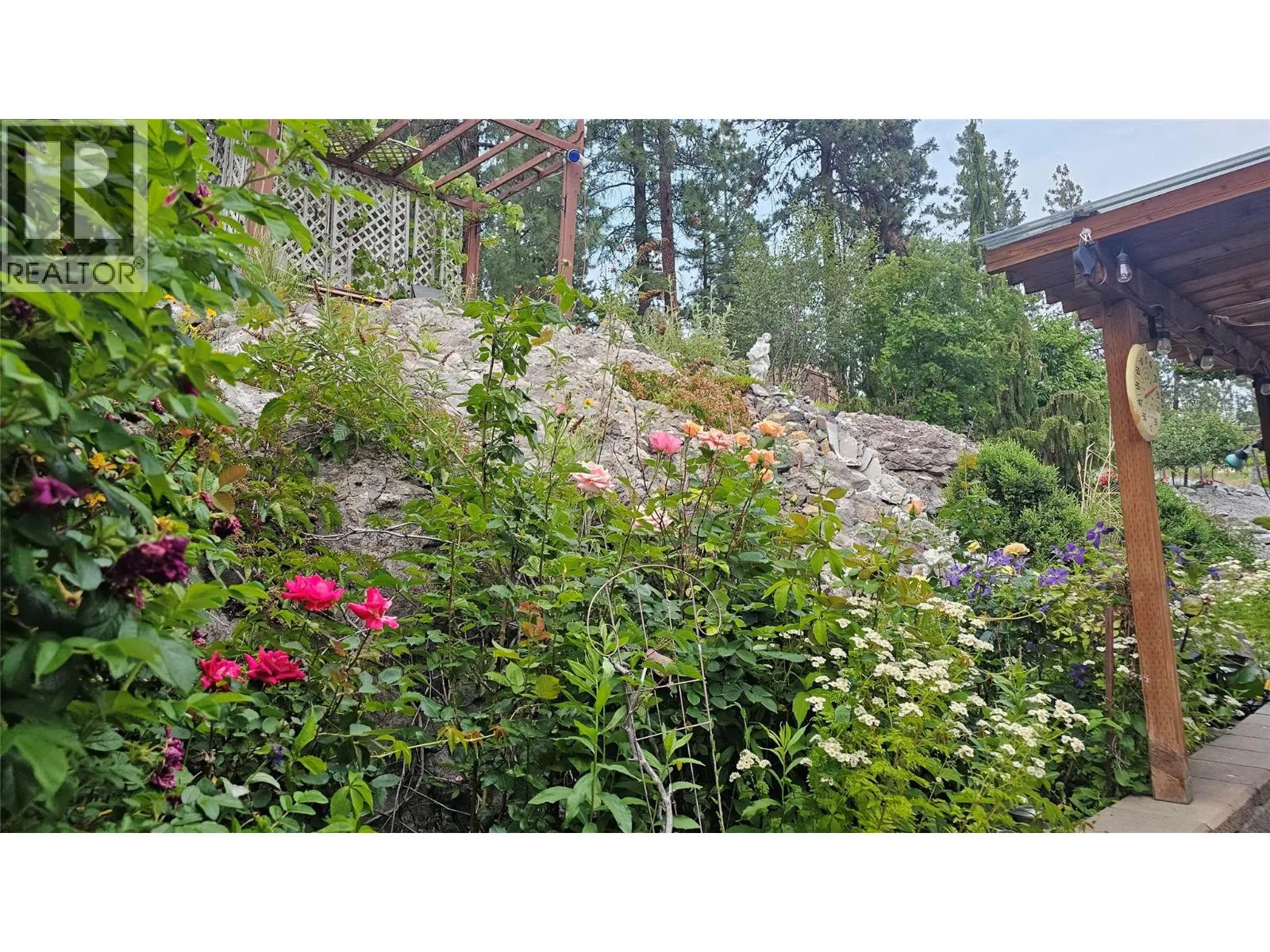 1056 Caledonia Way