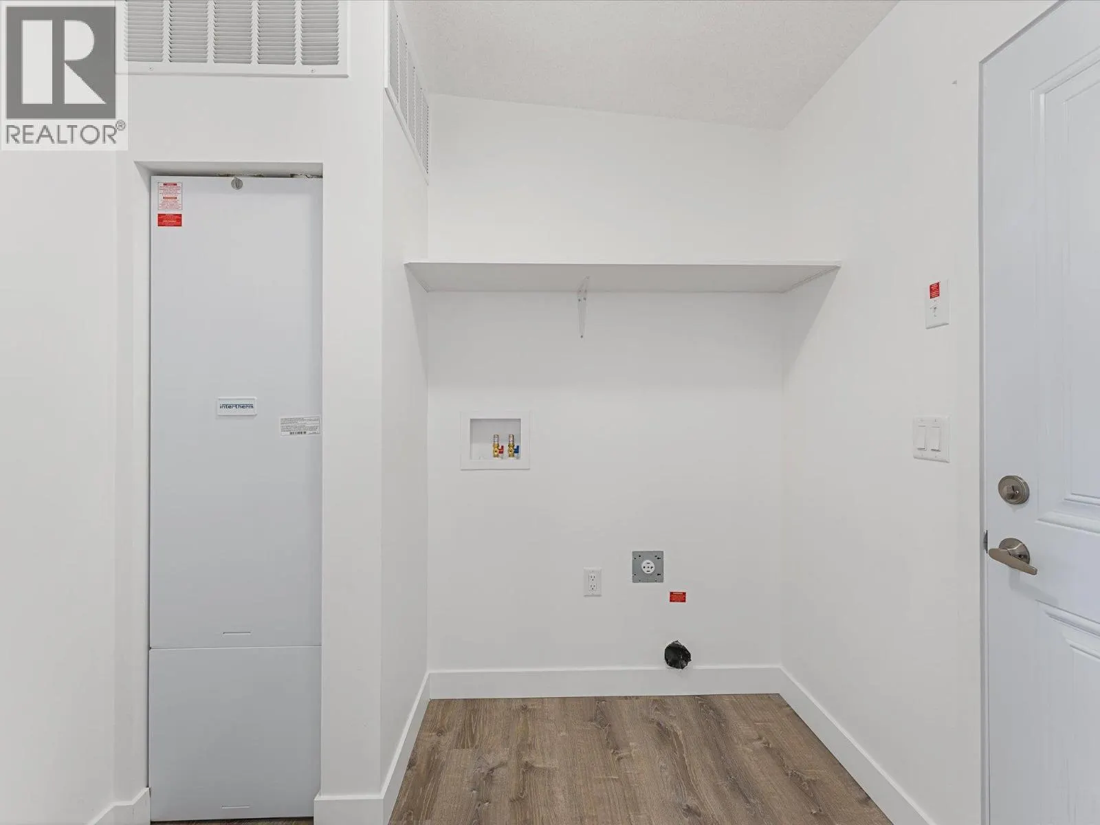 1750 Lenz Road Unit# 102 Lot# 102