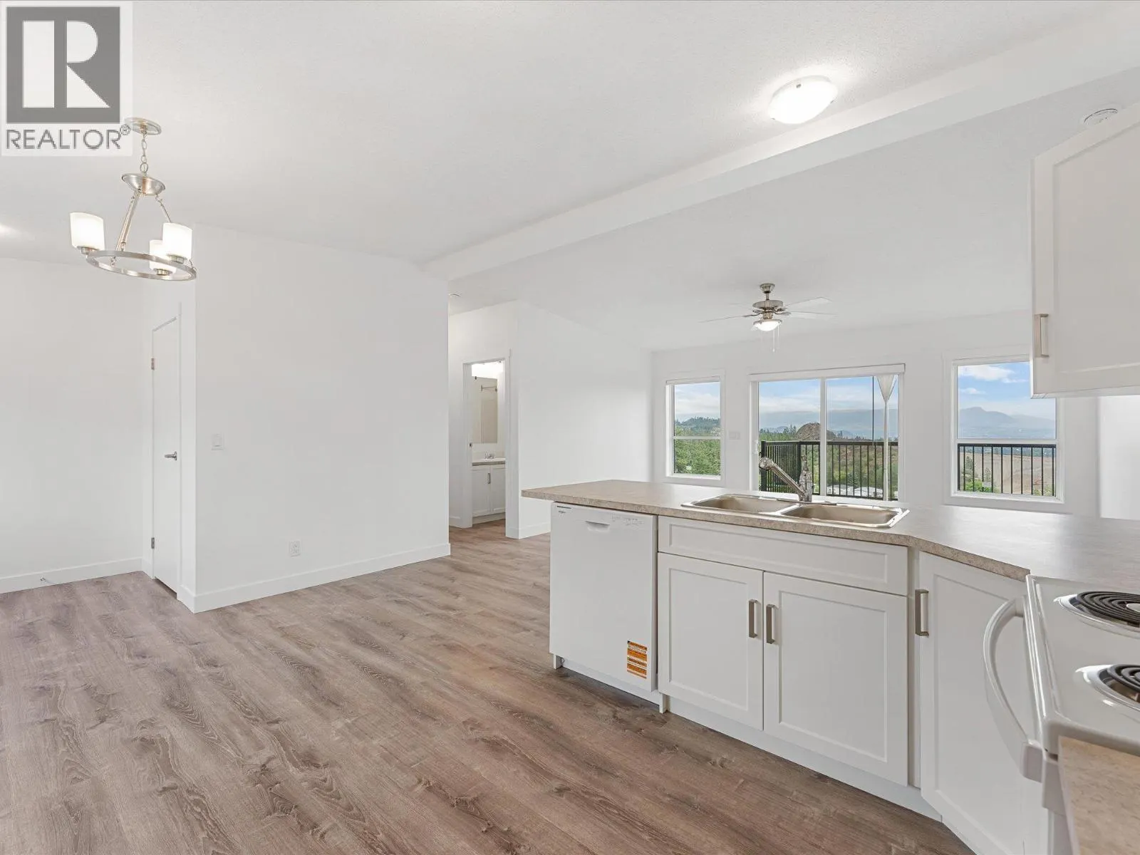 1750 Lenz Road Unit# 102 Lot# 102
