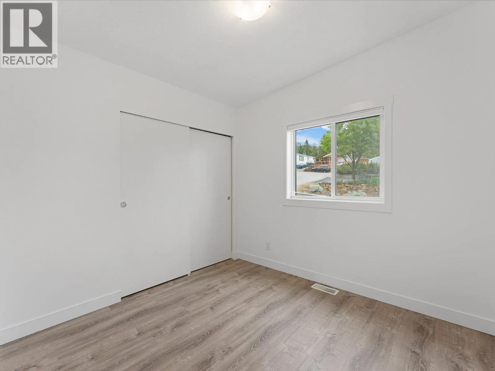 1750 Lenz Road Unit# 102 Lot# 102