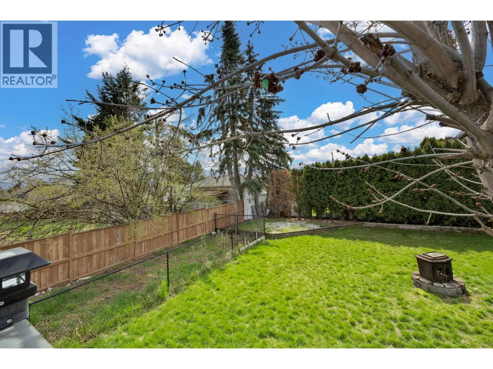 2545 Crestview Road